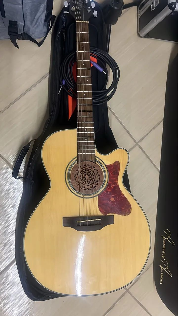 VIOLÃO - TAKAMINE