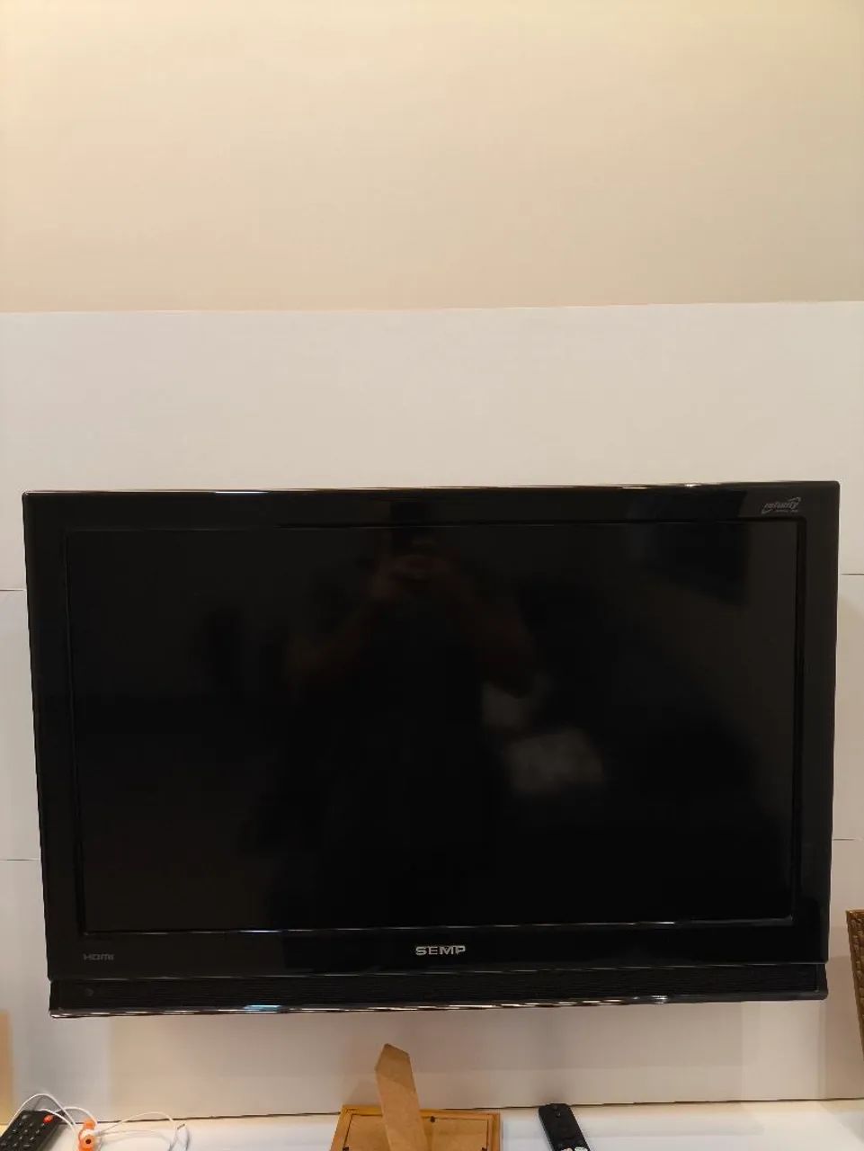 TV LCD 32 + MI BOX...