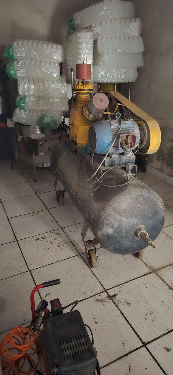 Compressor chiaperini industrial 