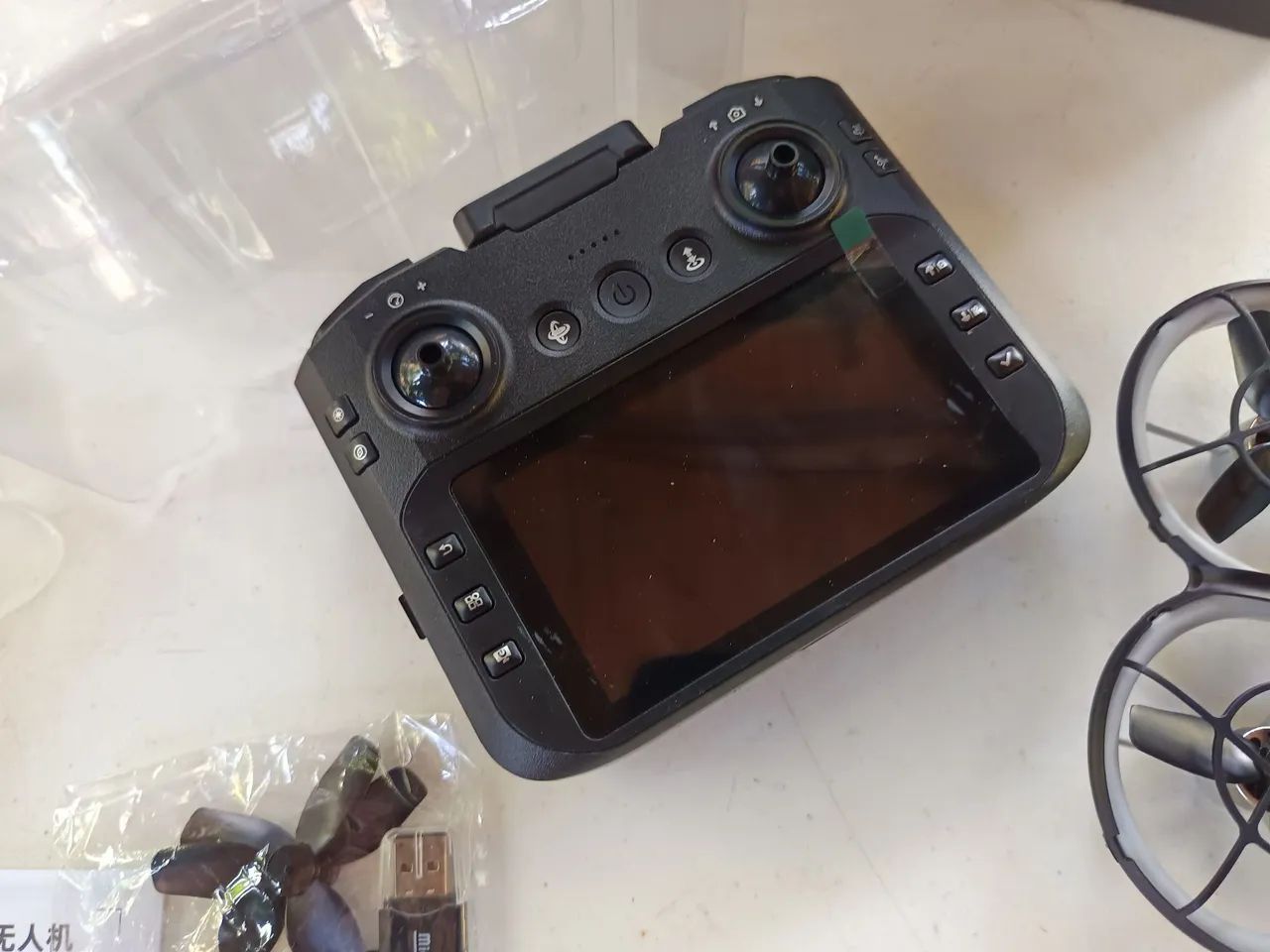drone shuttle s529-s1000 branco com controle lcd - Foto 4
