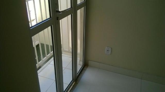 Apê com 2/4 e Varanda no Doce Lar, POR 110 MIL - Foto 16