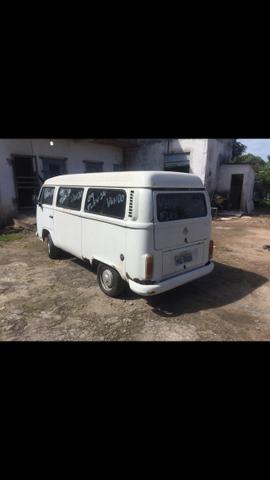 VW kombi 2009 flex 1.4 - 12 lugares - doc em dia - barato - Foto 3