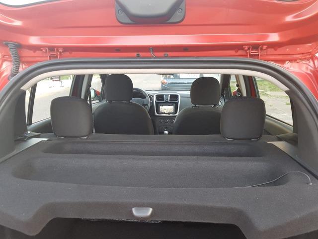 Sandero 1.6 Auto. Top Impecável cheira a zero km - Foto 10