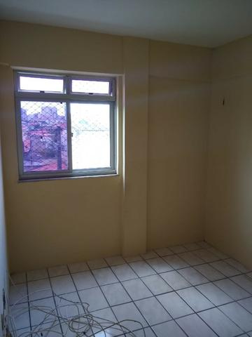 Ótimo apartamento com 02 quartos para aluguel no bairro Joaquim Távora - Foto 12