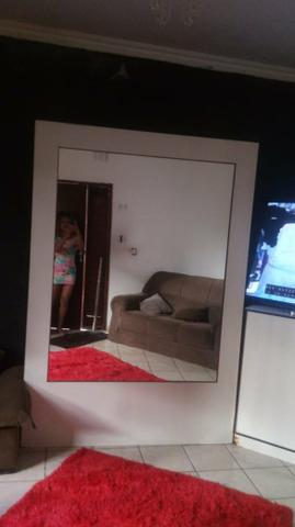 Vendo móvel com espelhos dos dois lados - Foto 2