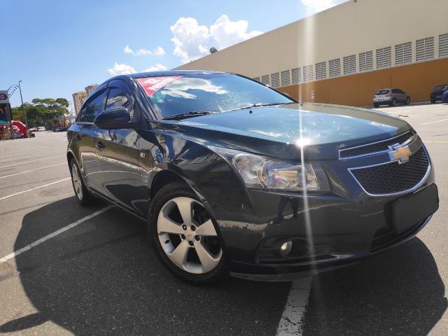 E# Chevrolet Cruze sedan LT 1.8 - completo - couro - conservado - automatico