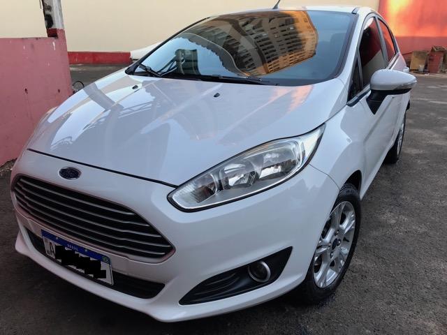 Ford New Fiesta 2014 Branco 1.5 SE