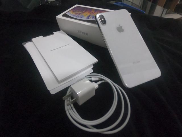 IPhone XS MAX 256 branco o mais novo do Brasil