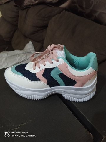 tenis estilo blogueirinha