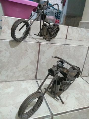 Escultura de moto com sucata - Foto 2
