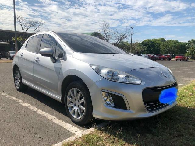 Carro Peugeot 308