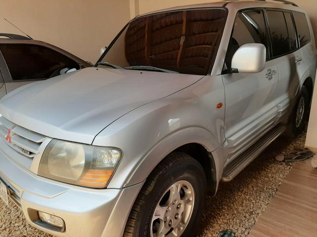 Pajero full