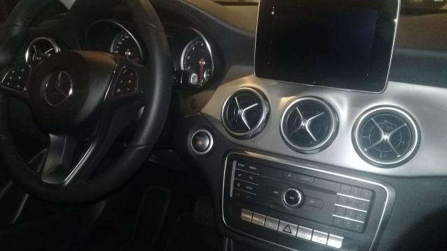 Vendo Mercedes Benz Gla 200 advance 2018 blindada - Foto 4