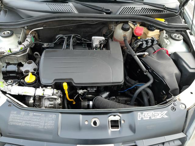 Clio sedan Completo criu crio cliu kiu quiu