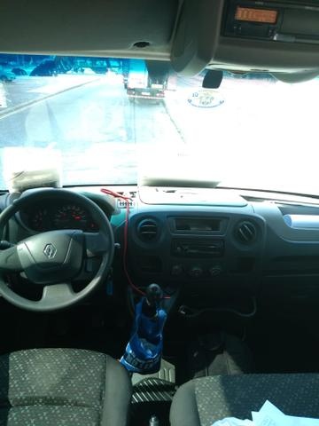 Ocasião!! Van Renault Master Executive L3H2 16 lugares diesel