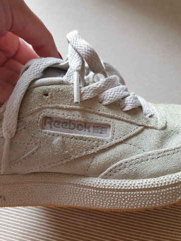 reebok camurça