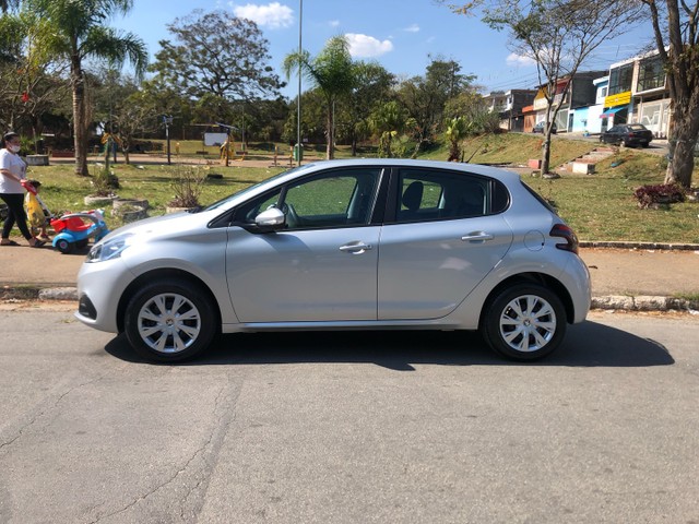PEUGEOT 208 ACTIVE MT 2018
