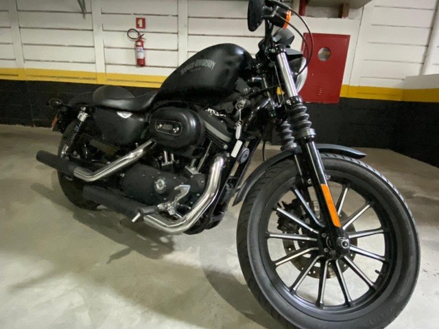 HARLEY-DAVIDSON IRON XL 883 2013
