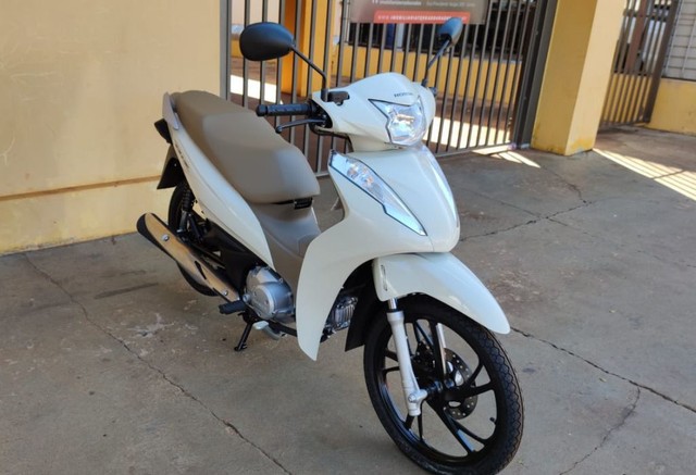 HONDA BIZ  ENT+PARC 
