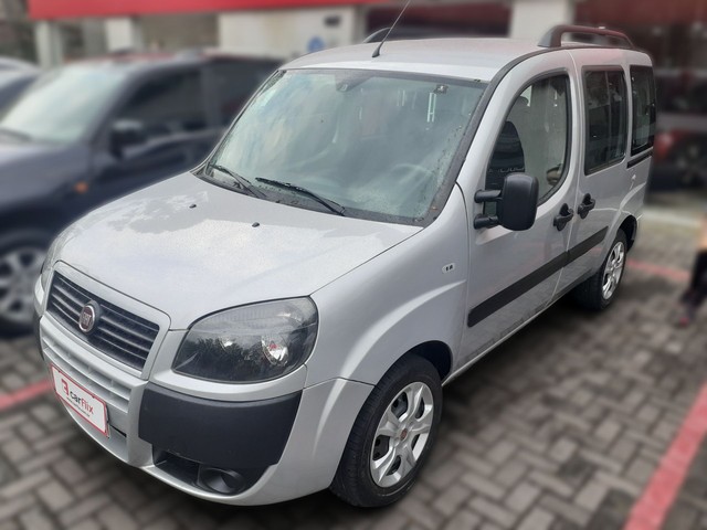 FIAT DOBLO HLX 1.8 MPI FLEX 5P