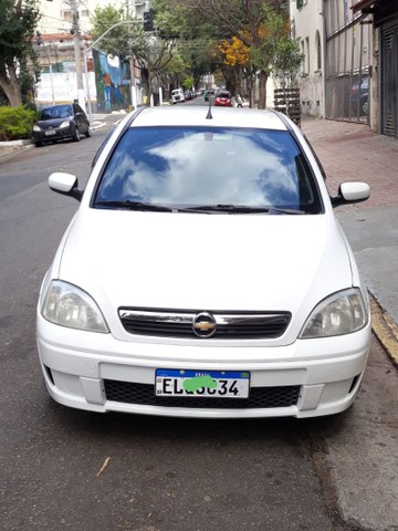 CORSA SEDAN PREMIUM 1.4