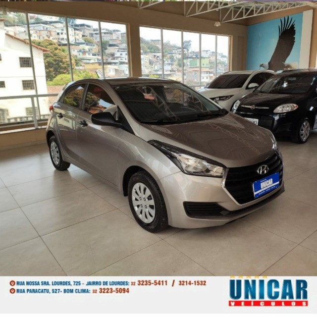 HYUNDAI HB20 1.0 COMFORT 2017 PRATA COMPLETO