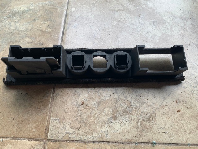 moldura dos botoes do painel fiat ducato 2,8 original - Foto 4