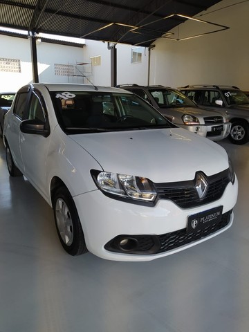 RENAULT SANDERO AUTHENTIC 1.0