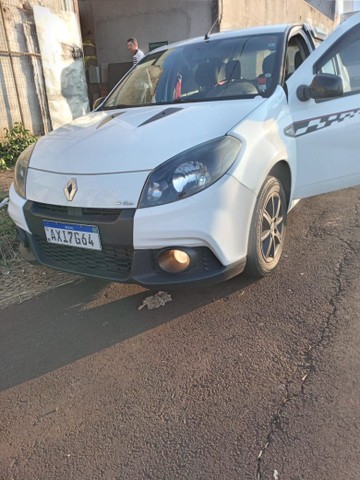 RENAULT SANDERO