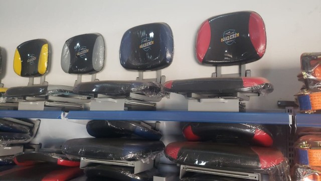 Cadeirinha para Barco personalizada com duas cores - Foto 2