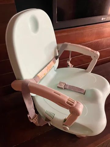 Cadeirinha para alimentação do bebê 