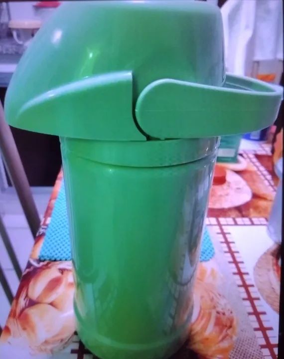 Garrafa Térmica com Válvula 