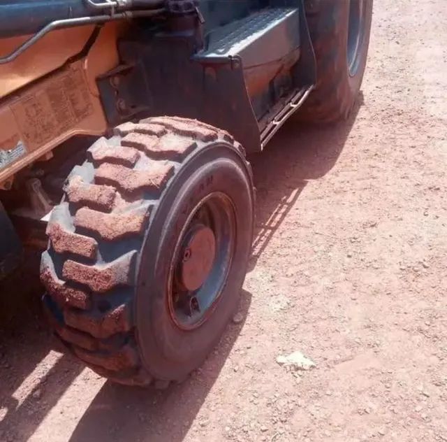 Retroescavadeira Case 580n ano 2018 - Foto 2