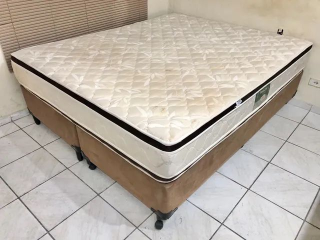 Cama Box de casal queen , cama de casal , cama Box 