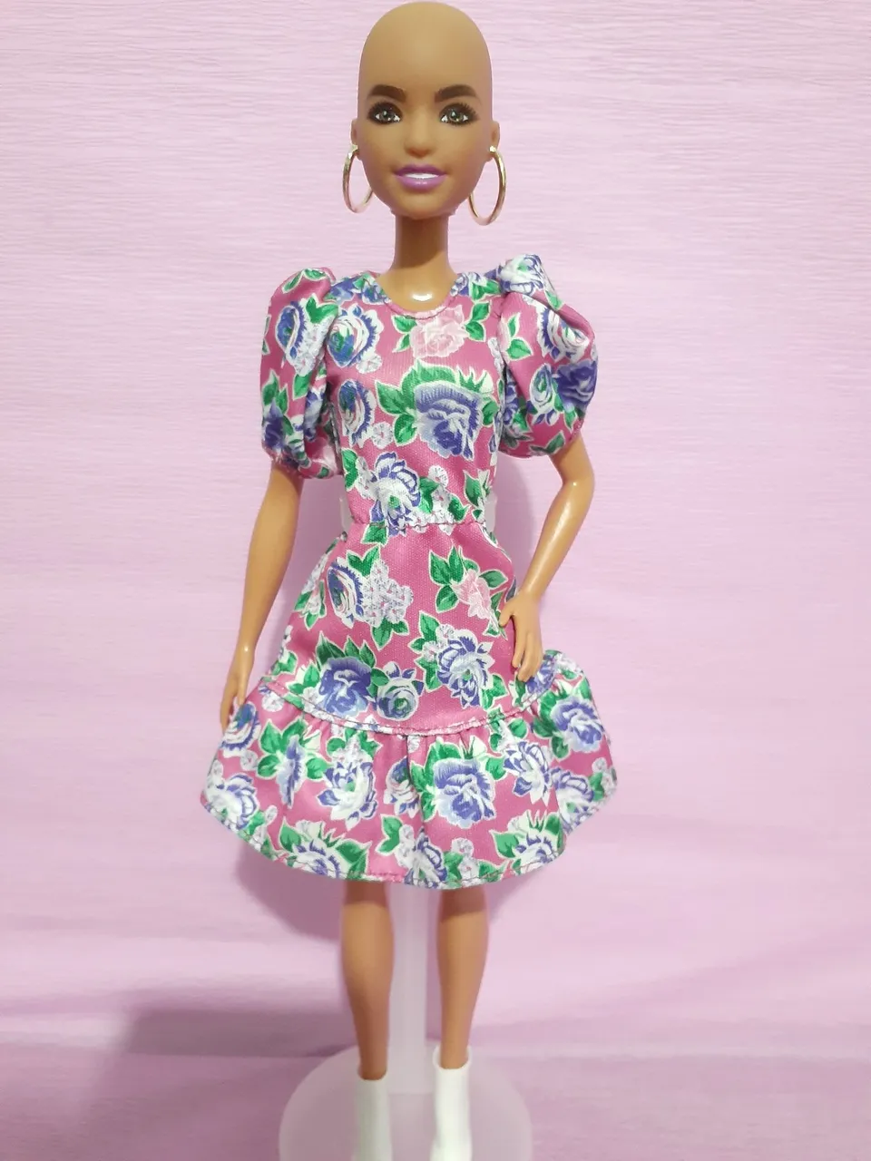 Barbie fashionistas 150 (careca)