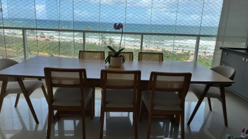 Mesa madeira com 8 cadeiras  - Foto 3