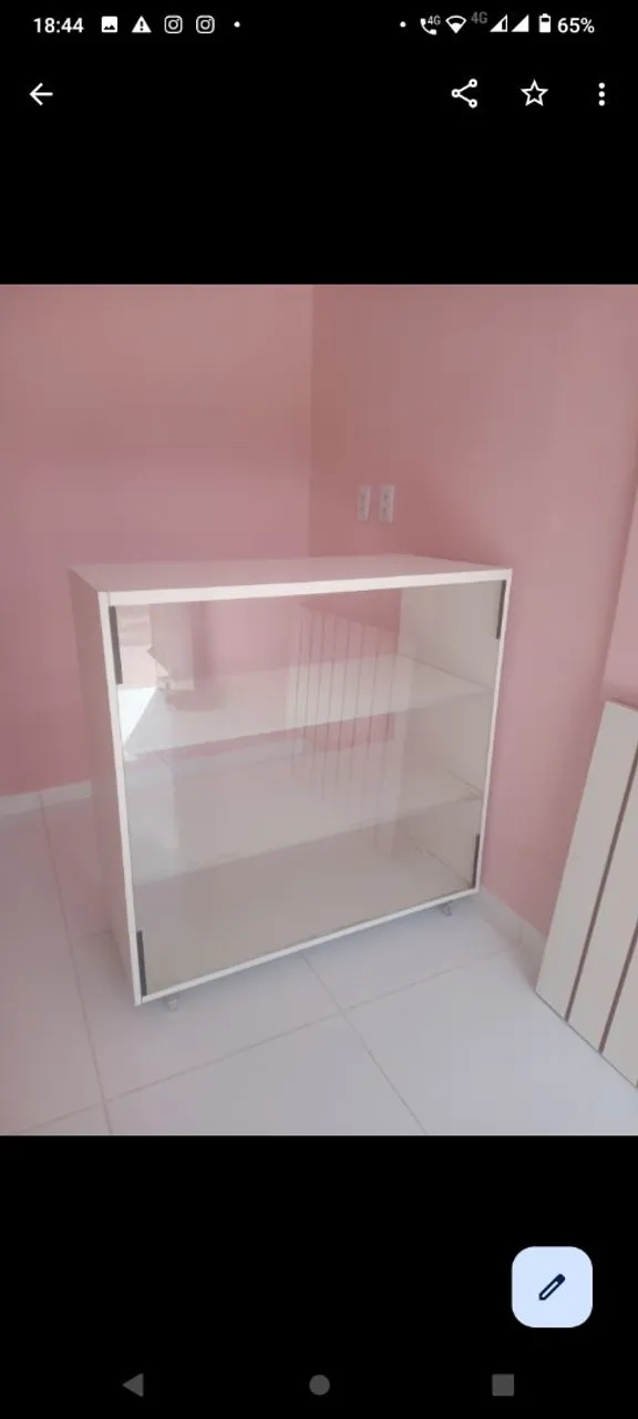 Balcão com vidro
