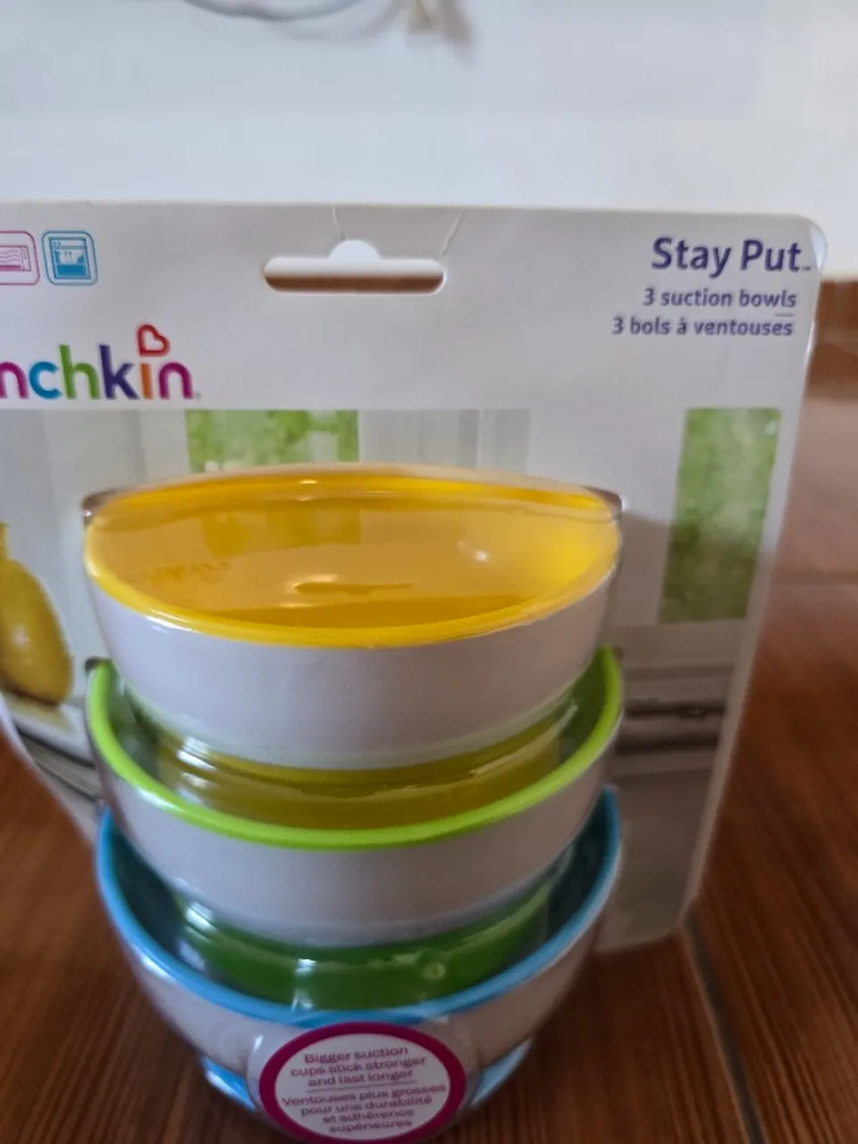 Kit mamadeiras MAM e NUK, tijela e copos Munchkin