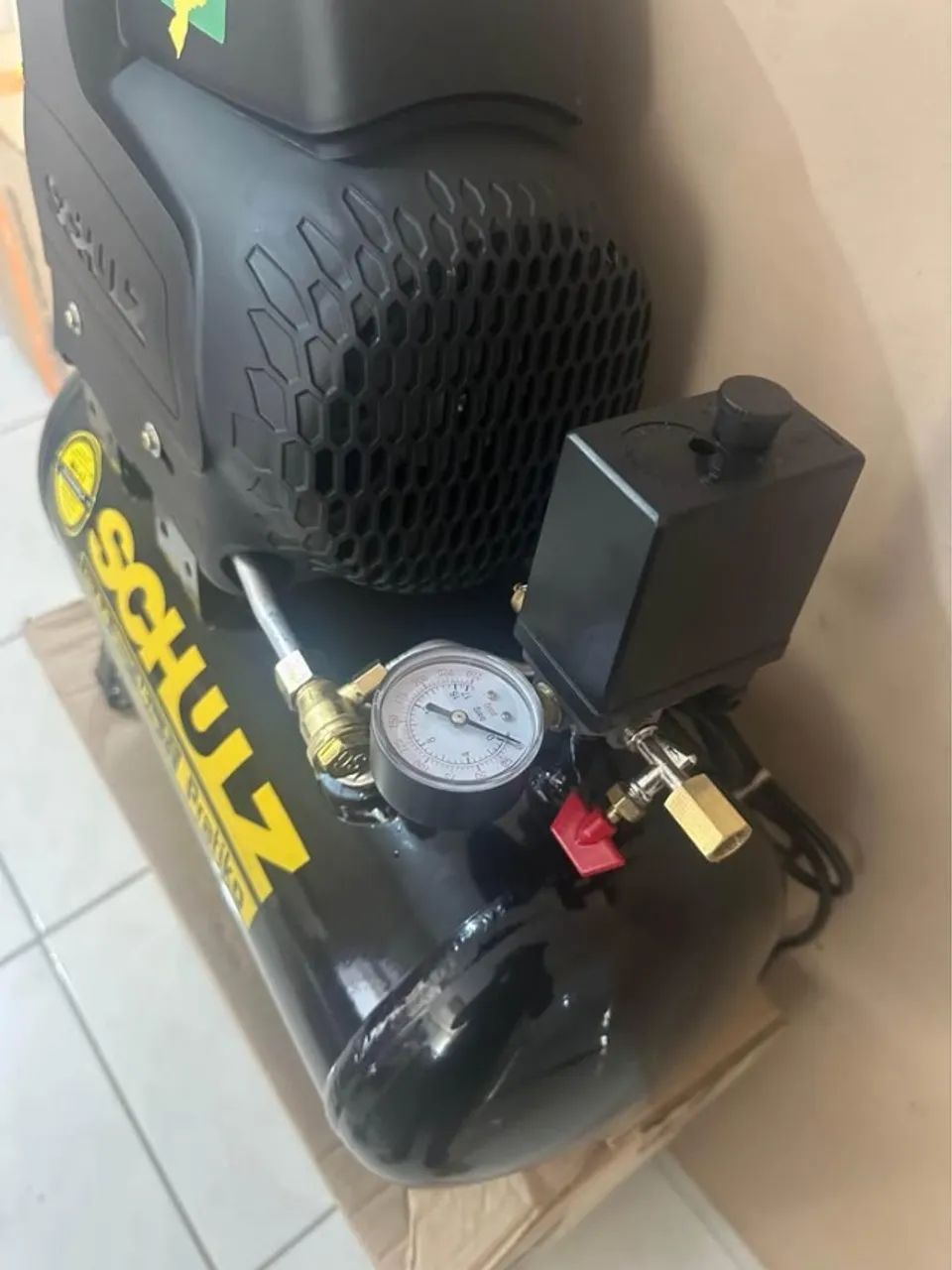 Compressor De Ar 20 litros 120 libras - Schulz (Novo) - Foto 2
