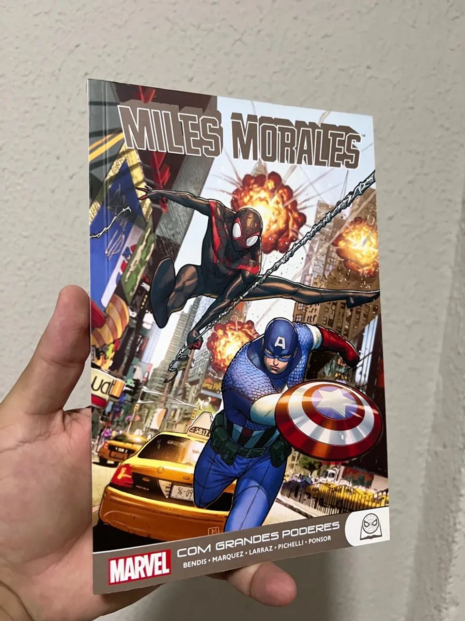 Miles Morales volumes 1, 2 e 3  - Foto 4