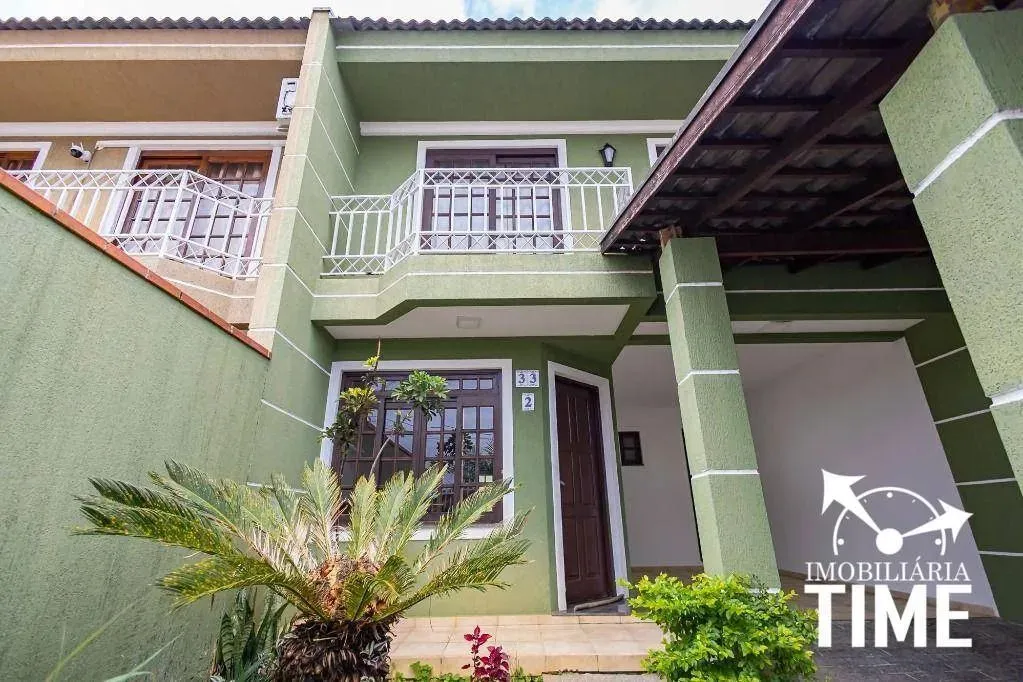 Sobrado com 3 dormitórios para alugar, 170 m² por R$ 3.496,06/mês - Barreirinha - Curitiba