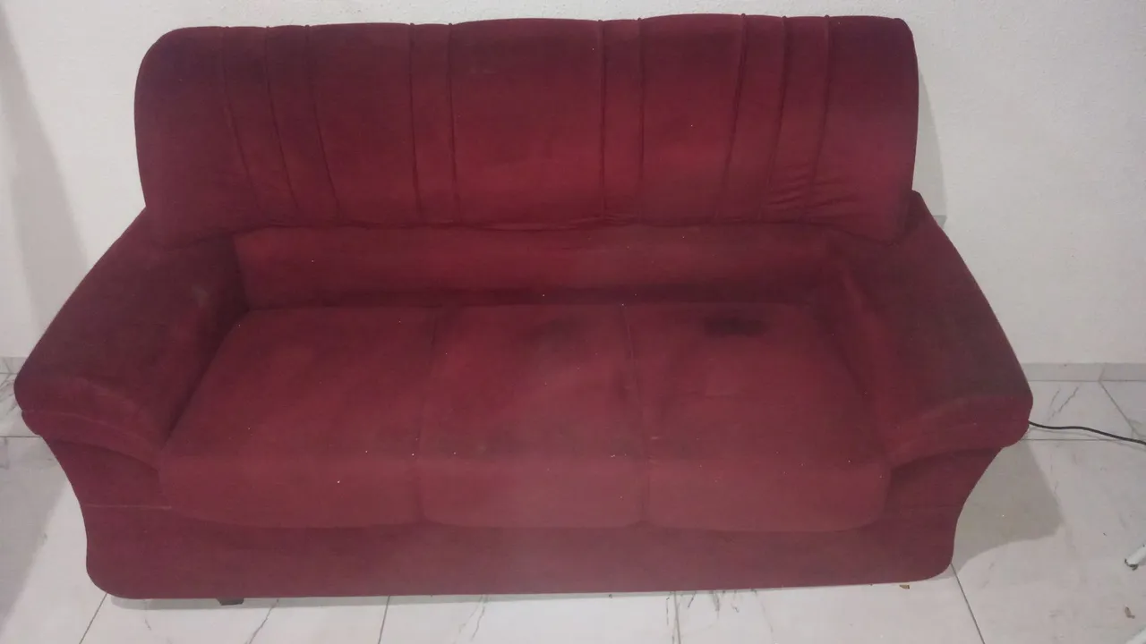 Sofá 3 lugares vinho