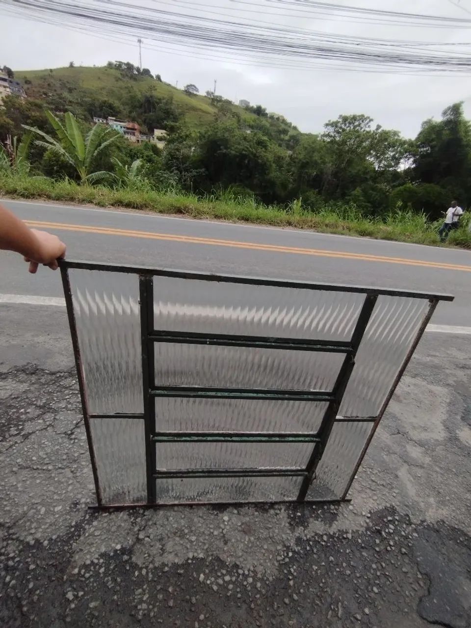 Iron Hopper Window 1m x 1m64840815764227122