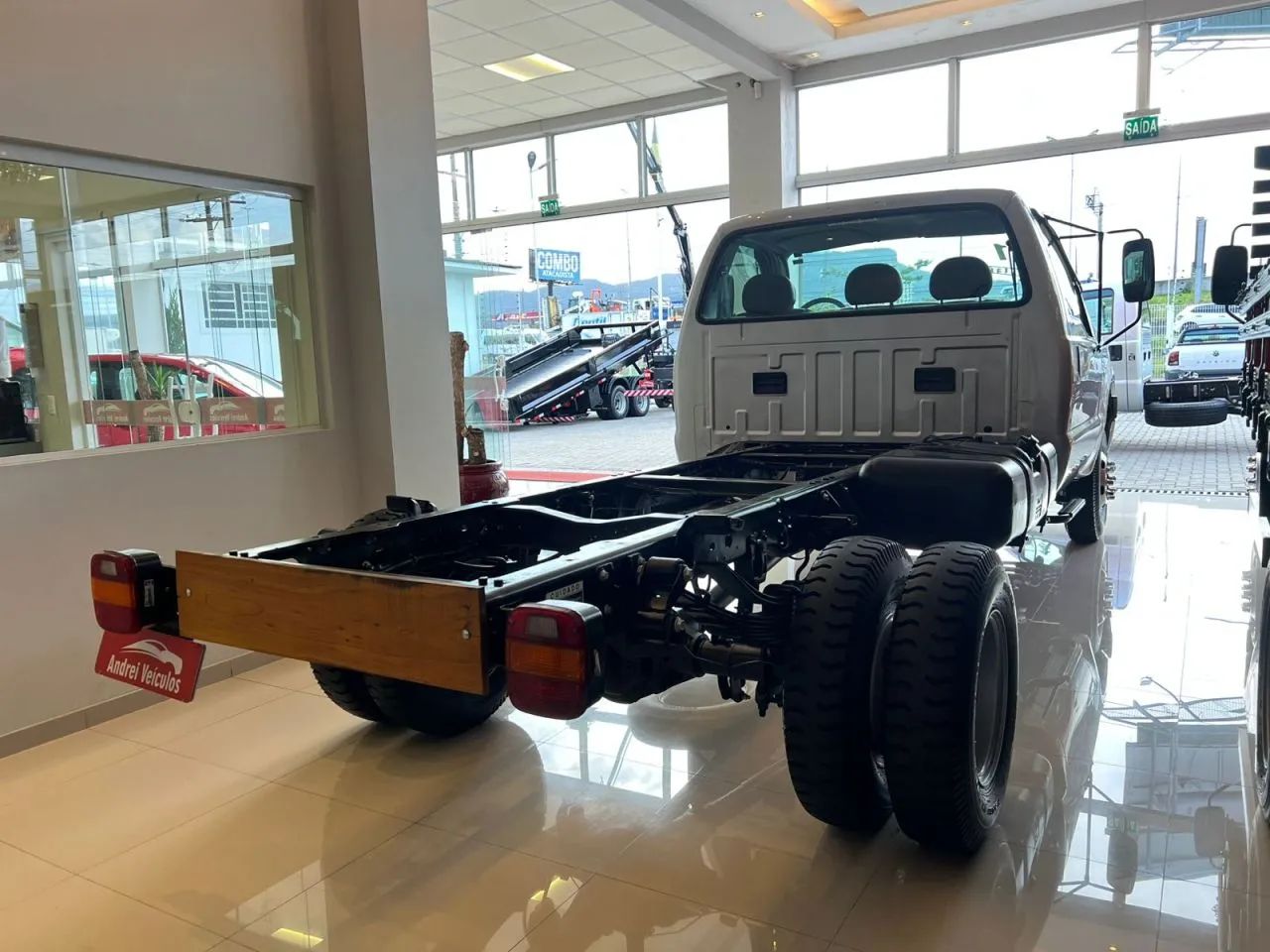 Ford F-4000 4x2 Turbo Diesel Completa Apenas 65.000 km 2011 - Foto 6