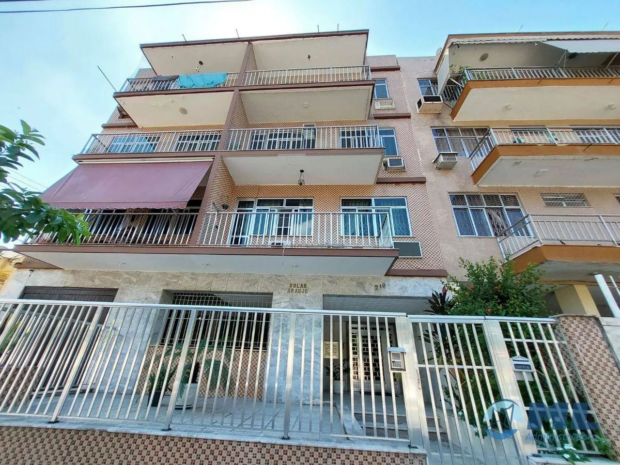 Apartamento com 2 dormitórios para alugar, 57 m² por R$ 2.150,00/mês - Irajá - Rio de Jane - Foto 3