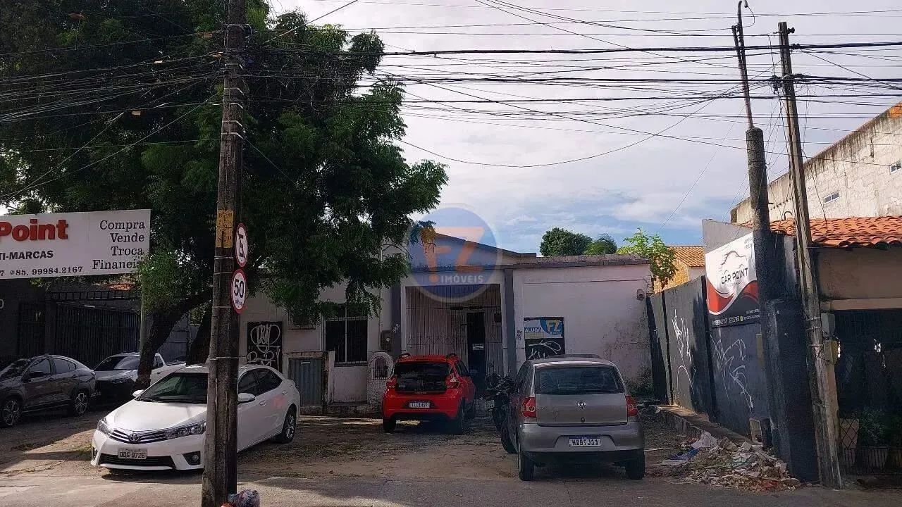 Locação de Casas / Comercial na cidade de Fortaleza