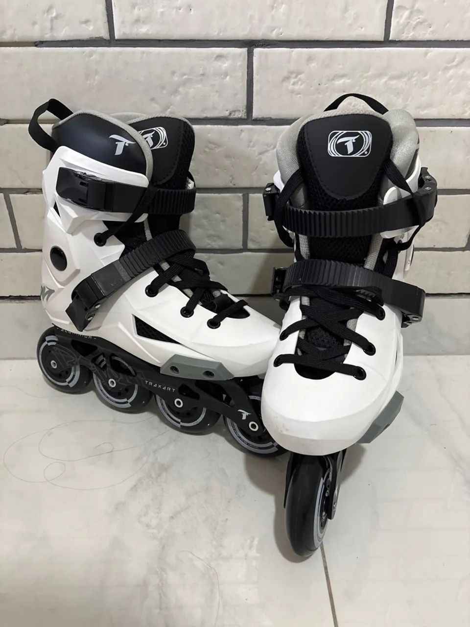 Patins Traxart Revolt usado 3 vezes - 38/39