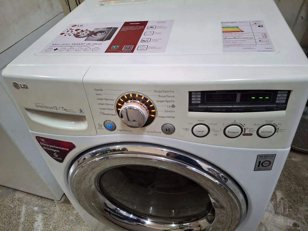 Lava e seca 110v semi nova de 12kg grande - Foto 4