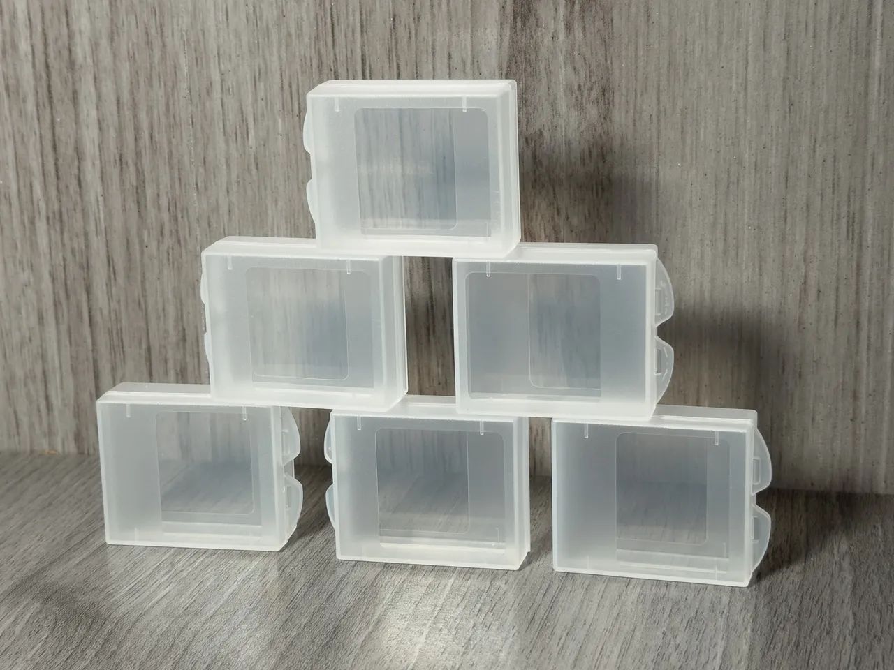 Case plástico para bateria de câmera - Foto 2