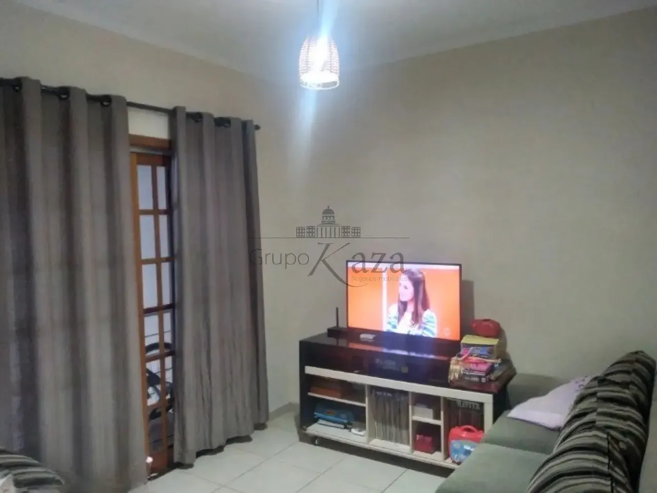 Casa Térrea - Jardim Santa Júlia - 3 Dormitórios - 125,46m².